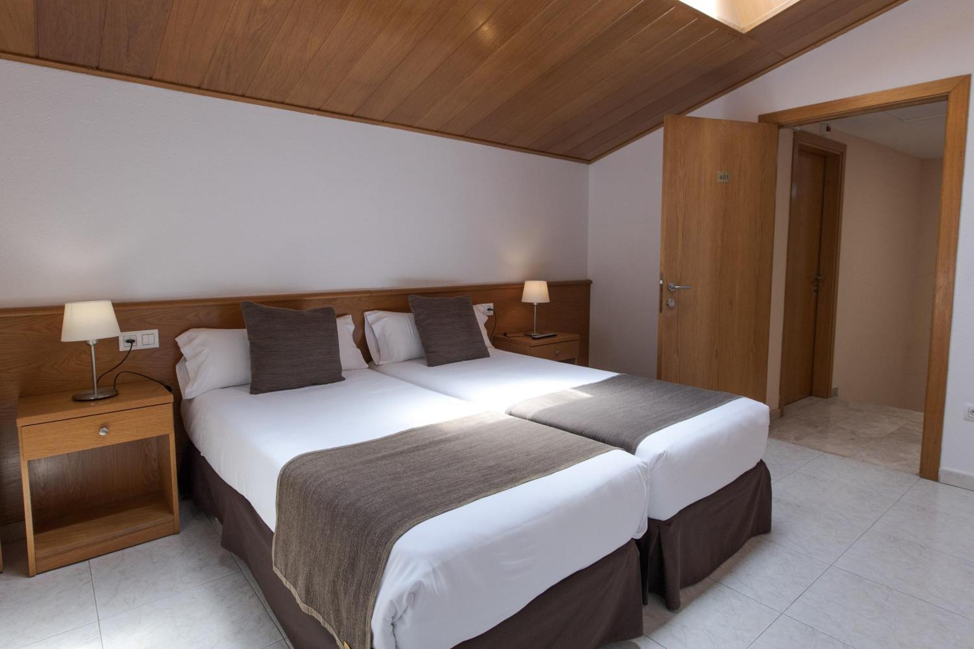 Hotel Alta Garrotxa Tortellá Eksteriør billede